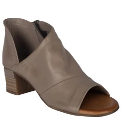 Isabella Shoes Boho Accessories Hinako - Barclay Shoe - Dark Mink Leather