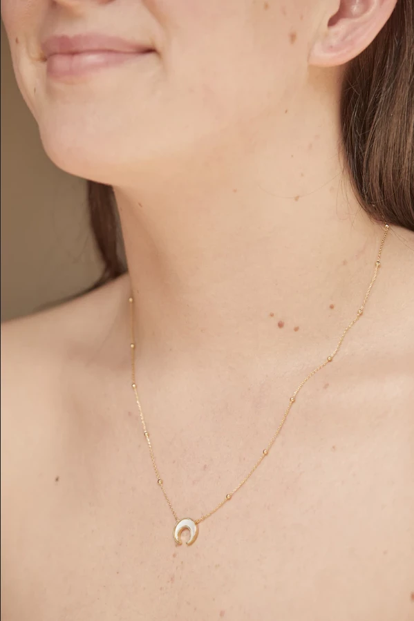 Tea Lily Eb & Ive - Legacy Necklace Half Moon Rising 2469405 3 Tea Lily Eb & Ive - Legacy Necklace Half Moon Rising 2469405