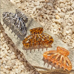 Tea Lily Eb & Ive - Tribal Claw - Zebra 2473502