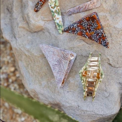 Tea Lily Eb & Ive - Villager Claw - Tan 2473403