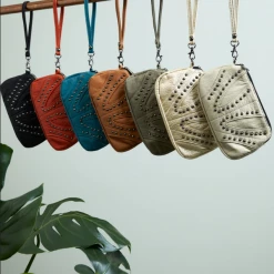 Tea Lily Eb & Ive - Weekender Clutch Bag - Red