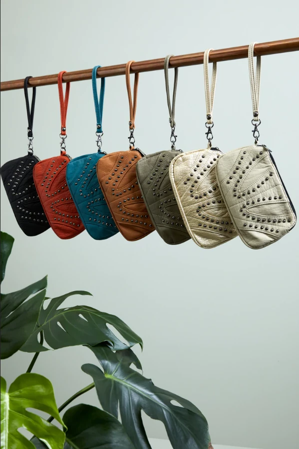 Tea Lily Eb & Ive - Weekender Clutch Bag - Red 4 Tea Lily Eb & Ive - Weekender Clutch Bag - Red