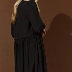 Isle Of Mine - Prosper Dress - Black