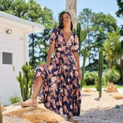 Jaase - Winter Rose Print Tessa Maxi Dress