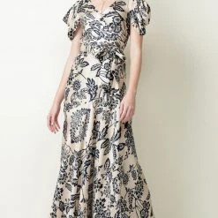 Sacha Drake - Mist On The River Maxi Wrap - Porcelain Floral 17 Sacha Drake - Mist On The River Maxi Wrap - Porcelain Floral
