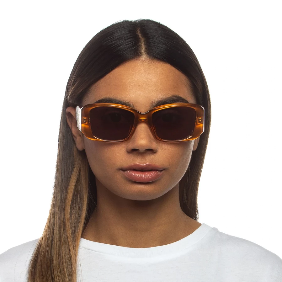 Accessories Sunglasses Le Specs Sunglasses - Nouveau Riche - Caramel 4 Accessories Sunglasses Le Specs Sunglasses - Nouveau Riche - Caramel