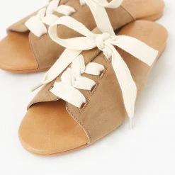 Grandco Boho Accessories SALE - Walnut - Maxwell Slide - Tan