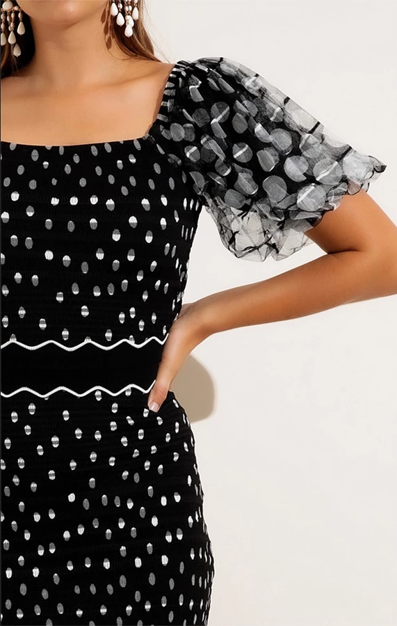 Sacha Drake - TWO TONE ELASTICATED STRETCH WAVE BELT IN BLACK WHITE 5 Sacha Drake - TWO TONE ELASTICATED STRETCH WAVE BELT IN BLACK WHITE