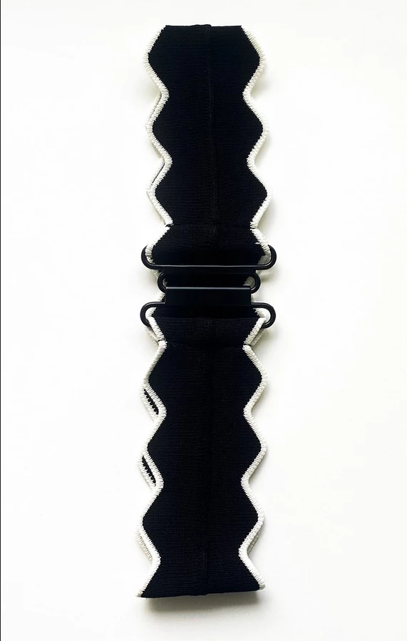 Sacha Drake - TWO TONE ELASTICATED STRETCH WAVE BELT IN BLACK WHITE 8 Sacha Drake - TWO TONE ELASTICATED STRETCH WAVE BELT IN BLACK WHITE