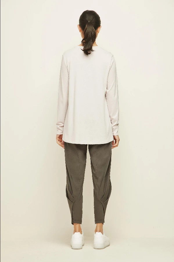 Verge + Lilac & Sage Verge - Acrobat Kalia Pant - Safari 4 Verge + Lilac & Sage Verge - Acrobat Kalia Pant - Safari