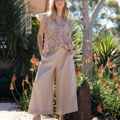 Zoe Kratzmann - Poise Top - Caramello Lace